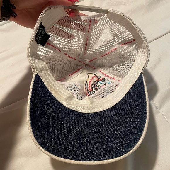 Ed Hardy Y2K Fashion SnapBack Hat - Picture 5 of 7